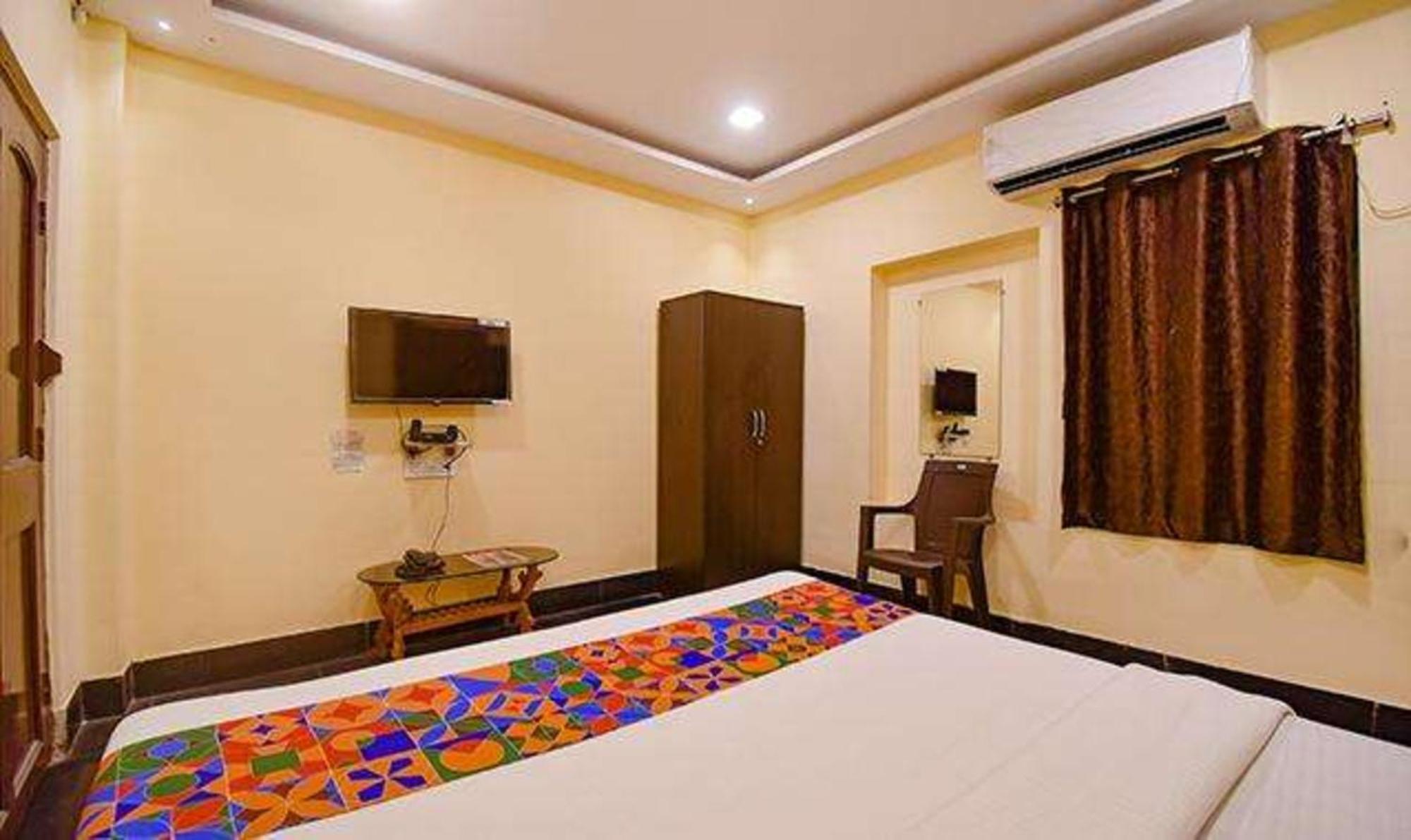 Fabexpress Golden Imperial - Nr Gariyahat Market Kolkata Eksteriør bilde